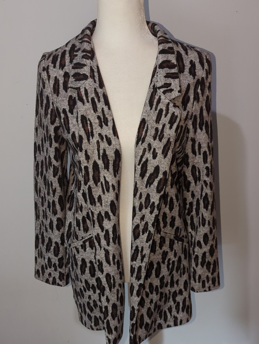 Apt. 9 Leopard Print Open Front Blazer in Gray and Black